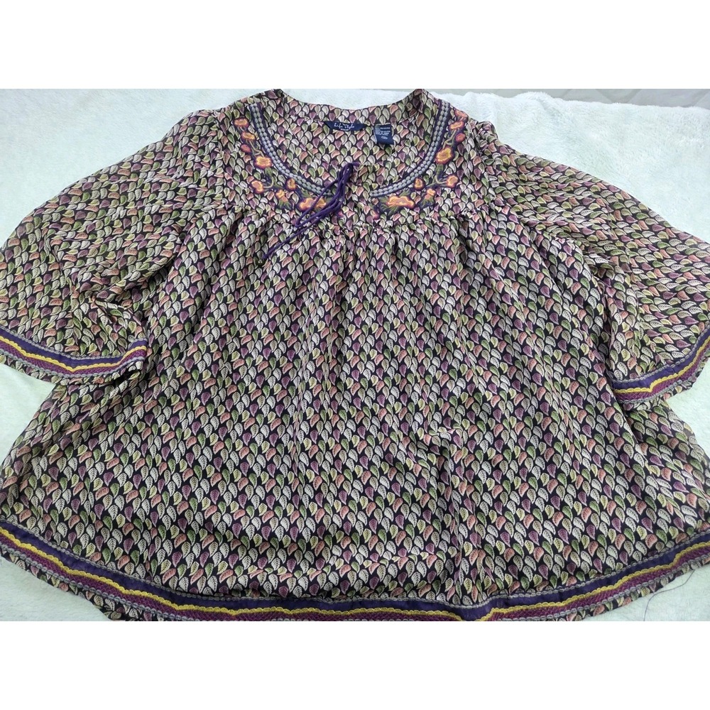 Life Style Woman 1X Boho Peasant Top Embroidered Floral Tassel Tie Tunic Plus